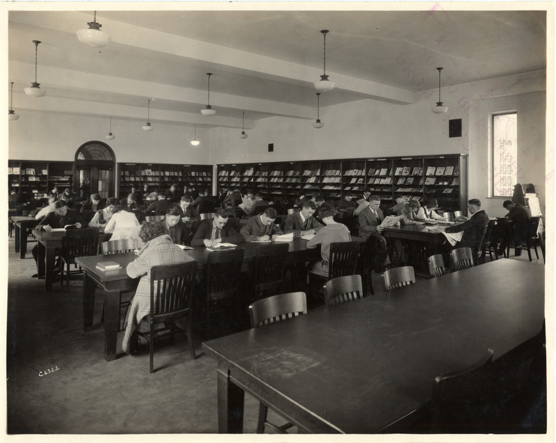 The first floor of the new Library opened on January 6, 1925, and a month later, the rest of the building
opened to the public. The building had a capacity of 150,000 volumes and seating for serval hundred
patrons. With this new space, many of the departmental libraries established in 1913 were closed. The books were moved to the new Library to facilitate centralized library services.